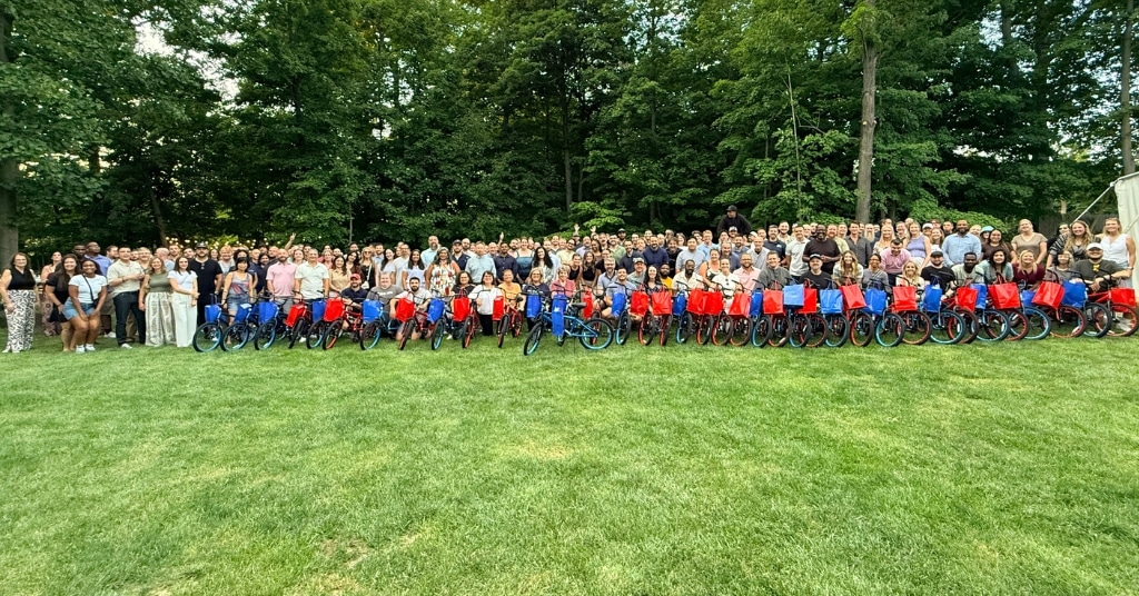 SHI & Microsoft Join for 300-Person Build-A-Bike® in New Jersey