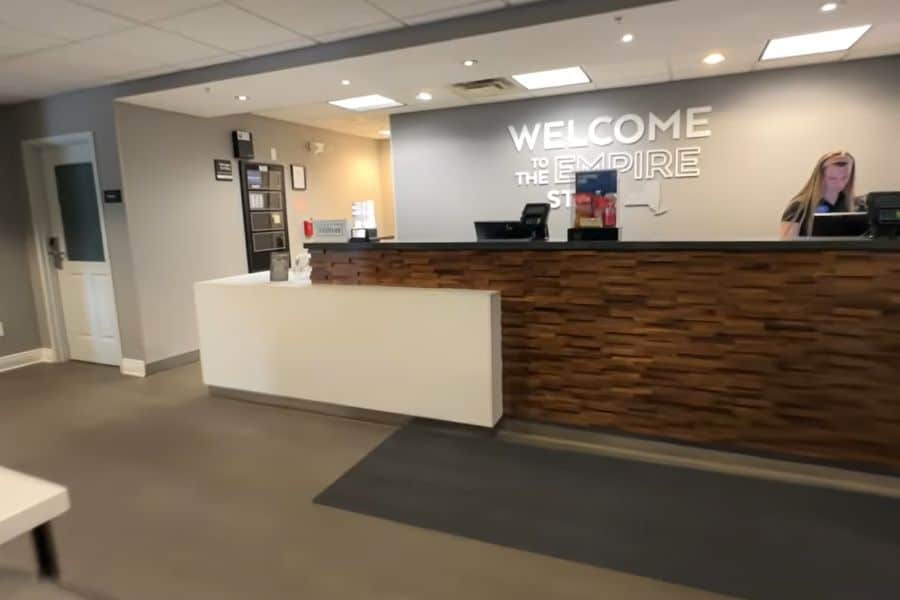 East Aurora NY Hampton Inn Lobby
