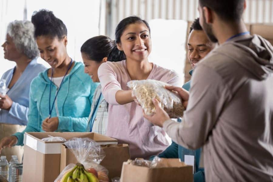 Make a Difference Day Volunteer Ideas for Your Team