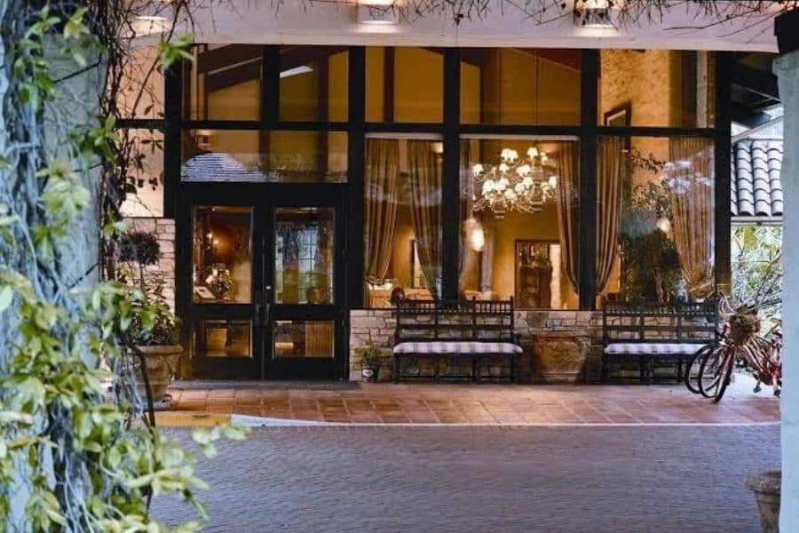 Westlake Village Inn 1