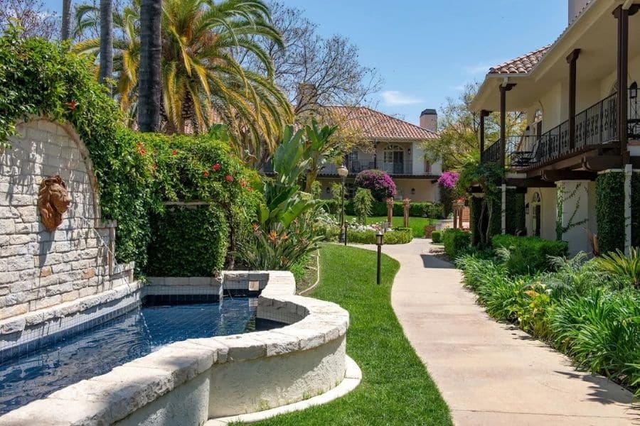 Westlake Village Inn 2